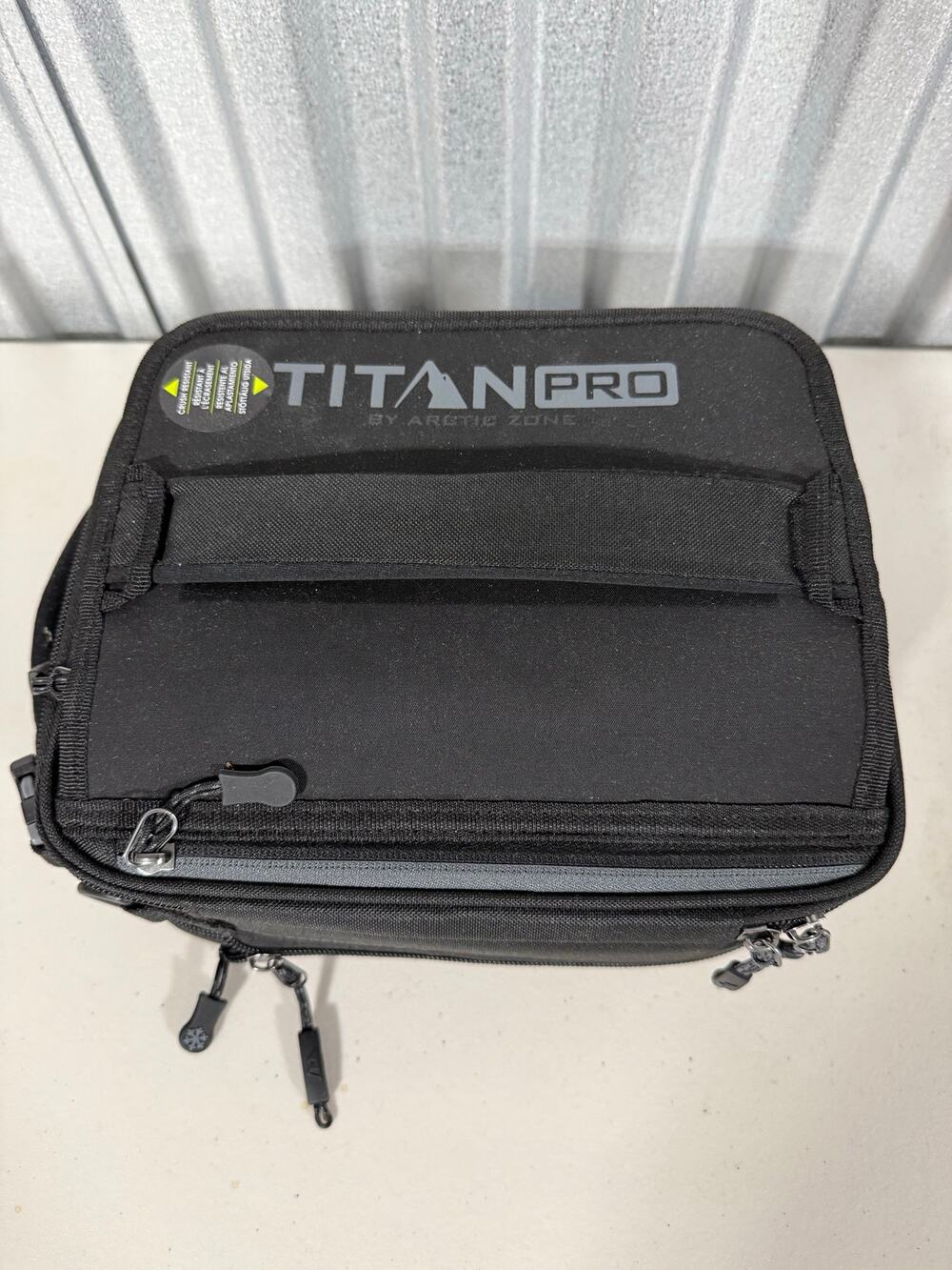 Titan Pro by Arctic Zone Expandable Lunch Box